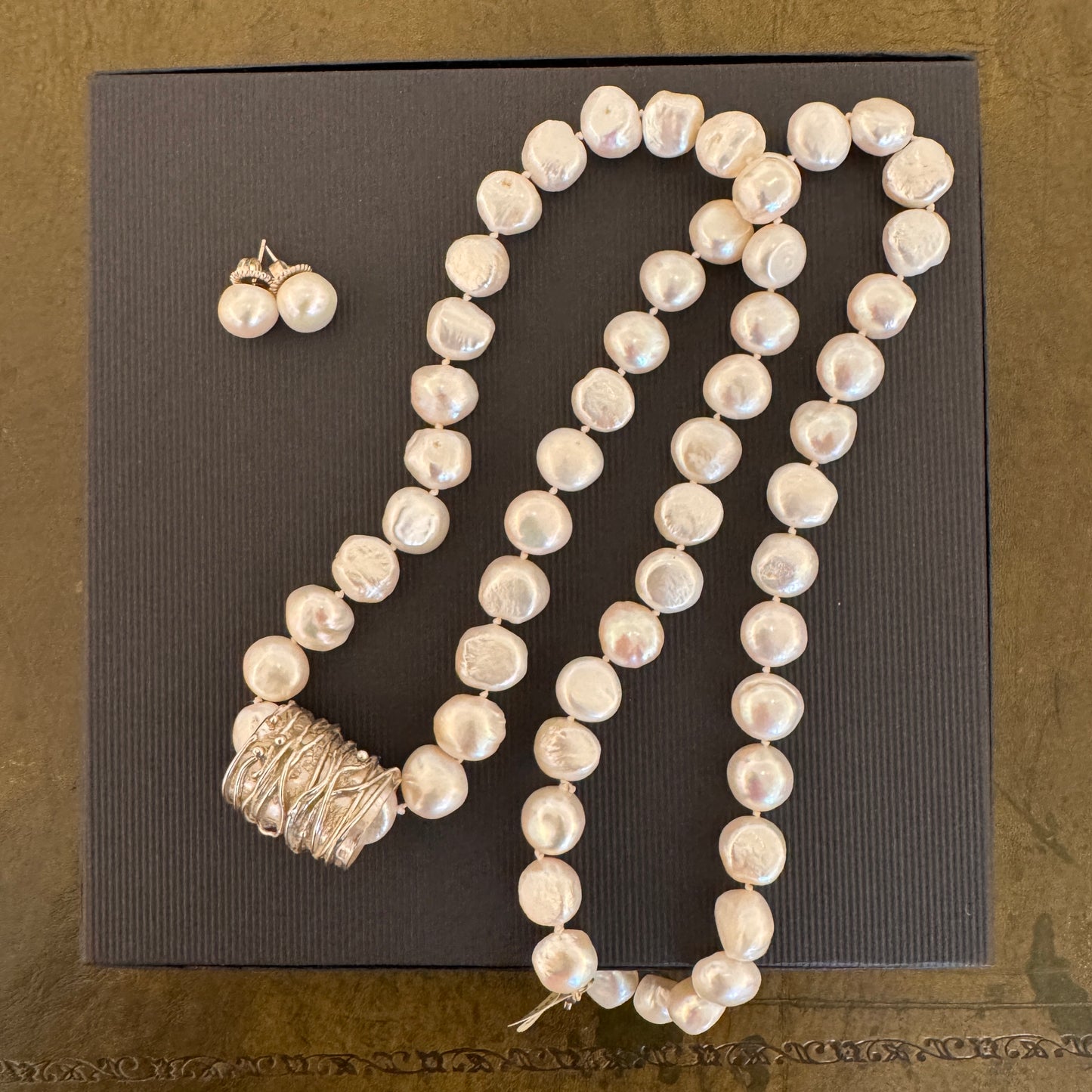 Snow Puffs Necklace and Ear Stud Set (S1)